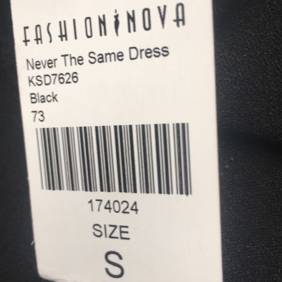 Elegent  Asymmetrical Choker Neck Dress - Picture 14 of 17